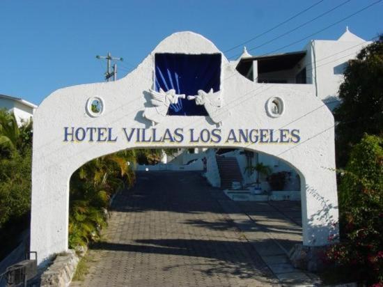 Hotel Villas Los Angeles 曼萨尼约 外观 照片